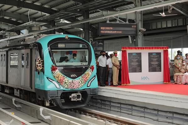 Kerala innaugrates Thykoodam-Petta stretch of Kochi Metro Rail project