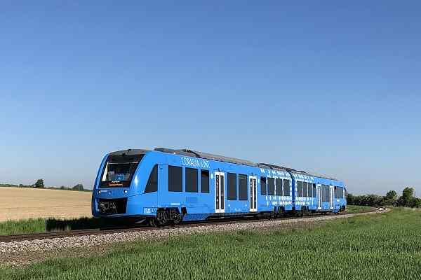 Alstom’s hydrogen train enters revenue service in Charlevoix in Quebec