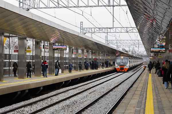 Moscow launches modern suburban railway station in Kokoshkino