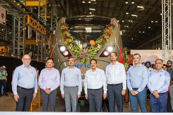 Alstom delivers India’s first semi high-speed regional train for Delhi-Meerut RRTS project