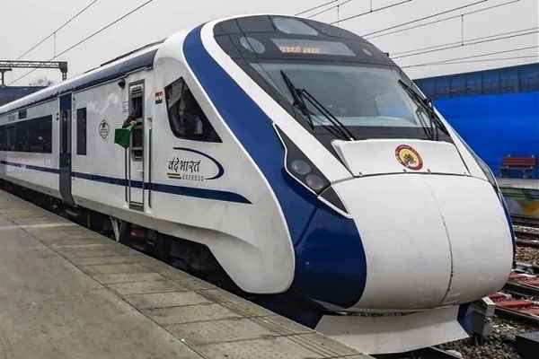 Tata Steel to invest ₹3000 crore in developing seating systems for new Vande Bharat trains